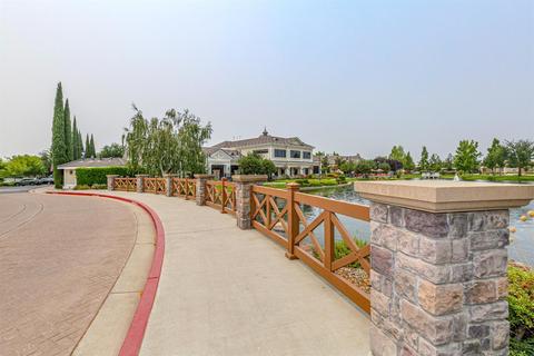 2557 Shadow Berry Dr, Manteca, CA 95336 photo 50