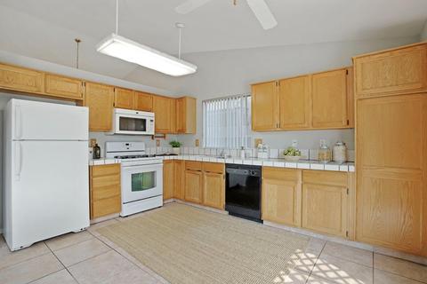 14090 Pinecrest St, Lathrop, CA 95330 photo 14
