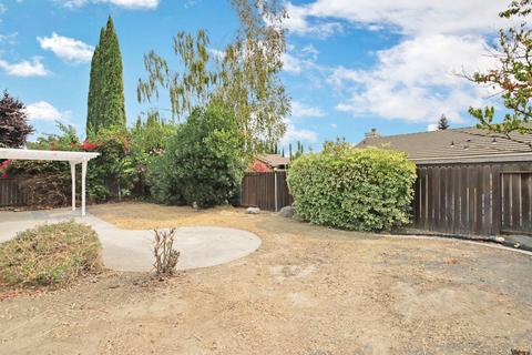 14090 Pinecrest St, Lathrop, CA 95330 photo 33