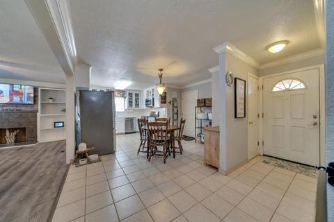 1906 Plaunt Dr, Modesto, CA 95350 photo 13