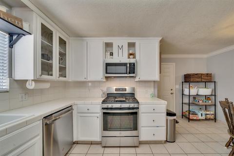 1906 Plaunt Dr, Modesto, CA 95350 photo 9