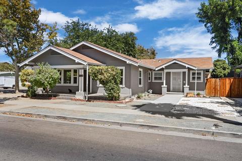 579 W 10th St, Tracy, CA 95376 photo 2