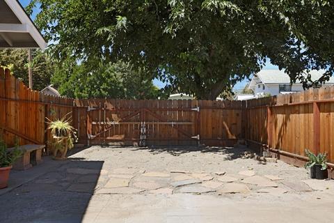 579 W 10th St, Tracy, CA 95376 photo 18