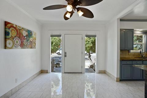579 W 10th St, Tracy, CA 95376 photo 8