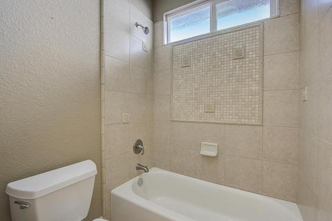 1627 Bird, Lodi, CA 95242 photo 32
