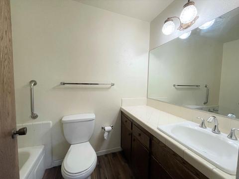 630 Manor Ln, Manteca, CA 95336 photo 14