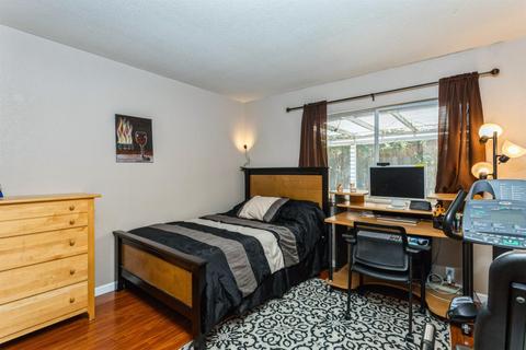927 Zaragoza St, Davis, CA 95618 photo 9