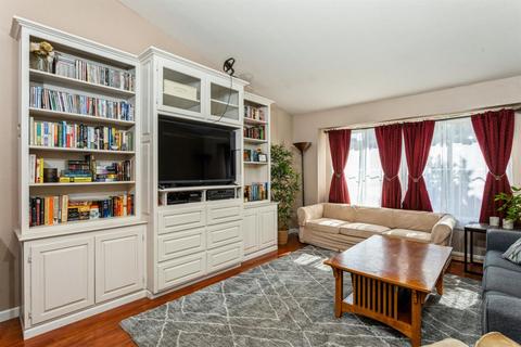 927 Zaragoza St, Davis, CA 95618 photo 6