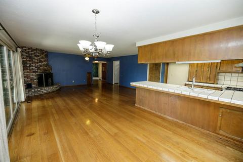 2208 Glasgow Dr, Ceres, CA 95307 photo 7