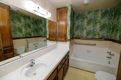 2208 Glasgow Dr, Ceres, CA 95307 photo 13
