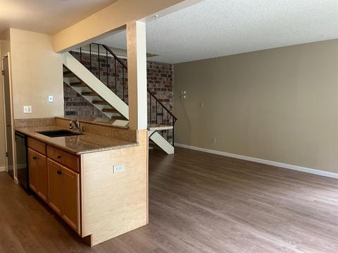 1839 Fremont Ct #2, Davis, CA 95618 photo 4