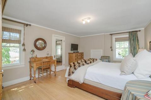 528 D, Davis, CA 95616 photo 32