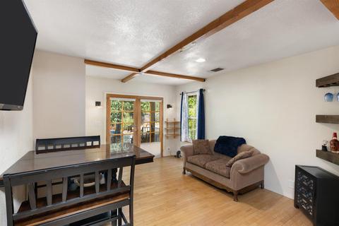 525 Whiting St, Grass Valley, CA 95945 photo 3