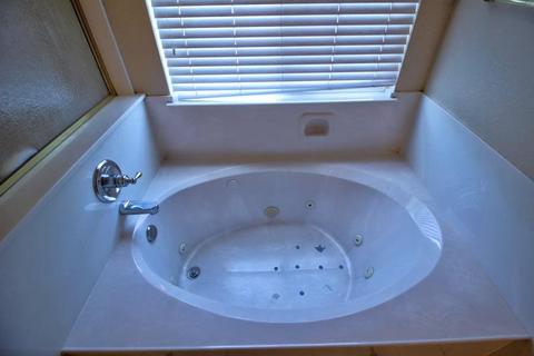 556 Albrecht St, Manteca, CA 95337 photo 83