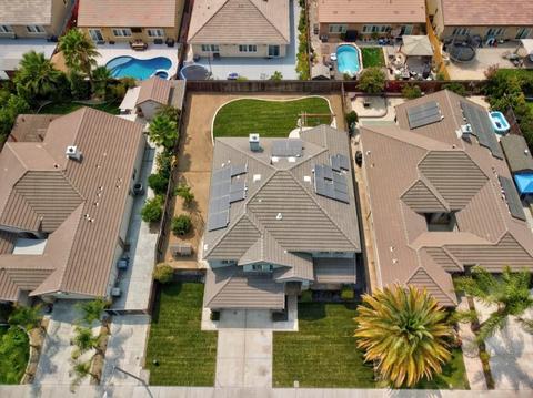 556 Albrecht St, Manteca, CA 95337 photo 3