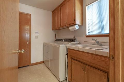 2075 Castleview Dr, Turlock, CA 95382 photo 16