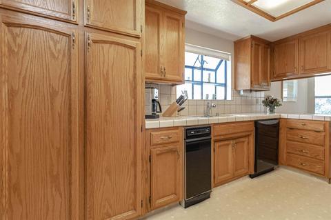 2075 Castleview Dr, Turlock, CA 95382 photo 15