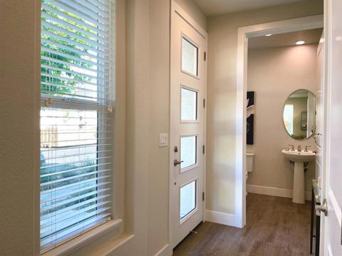 1665 Heirloom St, Davis, CA 95616 photo 4