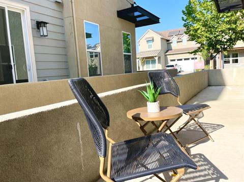 1665 Heirloom St, Davis, CA 95616 photo 3