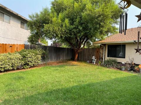 698 Manor Ln, Manteca, CA 95336 photo 4
