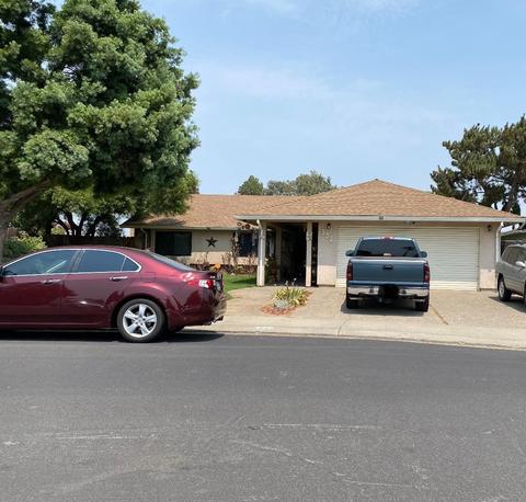 698 Manor Ln, Manteca, CA 95336 photo 1