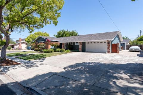 5602 Chapman Dr, Newark, CA 94560 photo 2