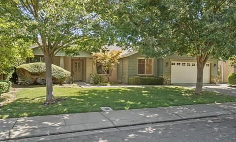 1712 Legend Ct, Modesto, CA 95357 photo 5