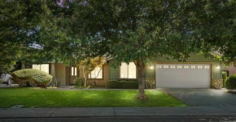 1712 Legend Ct, Modesto, CA 95357 photo 3