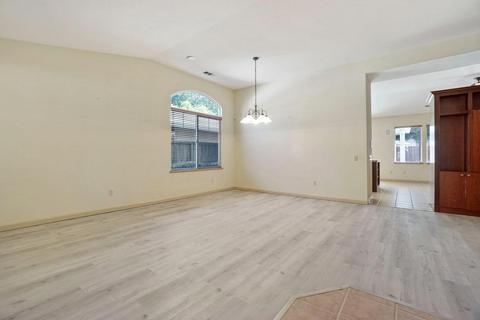1712 Legend Ct, Modesto, CA 95357 photo 9