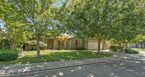 1712 Legend Ct, Modesto, CA 95357 photo 4