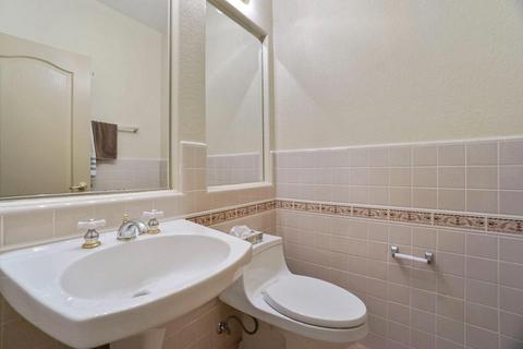 1712 Legend Ct, Modesto, CA 95357 photo 20