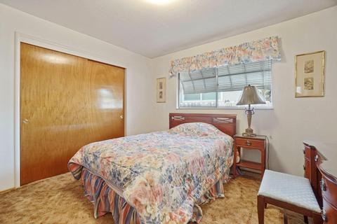 2006 W Elm St, Lodi, CA 95242 photo 19