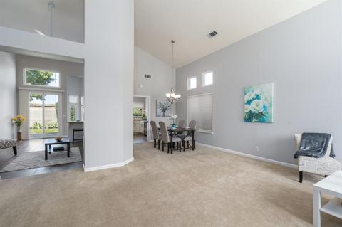 375 Edgewood Ln, Tracy, CA 95376 photo 6