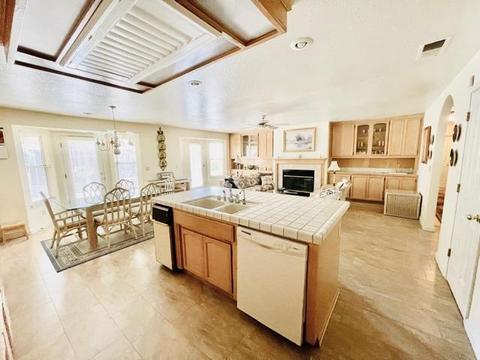1143 Nut Tree Ln, Modesto, CA 95355 photo 5