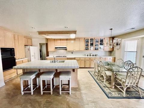 1143 Nut Tree Ln, Modesto, CA 95355 photo 3