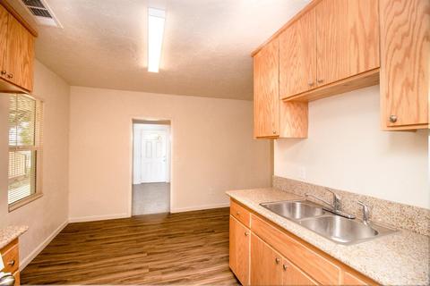 841 5th St, Turlock, CA 95380 photo 12