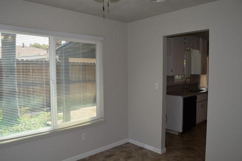 1516 Desert Willow Ln, Modesto, CA 95355 photo 15