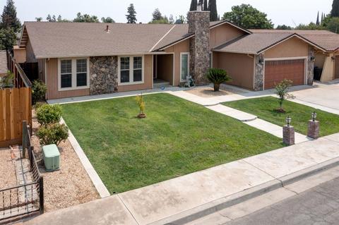 3720 Menlo Dr, Turlock, CA 95382 photo 4