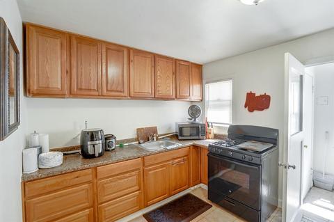 885 E 14th St, Pittsburg, CA 94565 photo 8