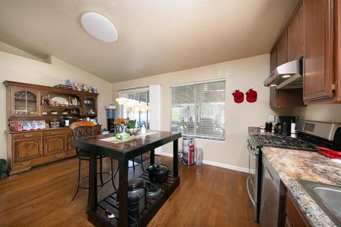 223 Lapwing Ln, Galt, CA 95632 photo 3