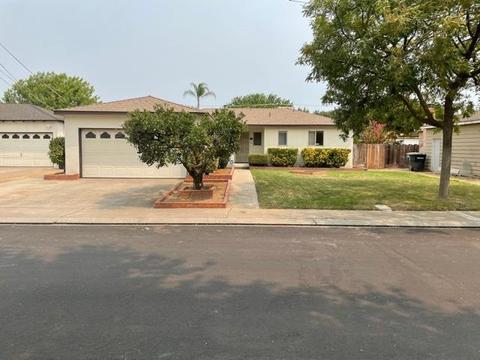 1708 Clark Dr, Modesto, CA 95350 photo 1