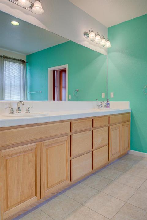 9445 Vintner Cir, Patterson, CA 95363 photo 13