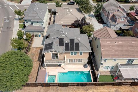 9445 Vintner Cir, Patterson, CA 95363 photo 4