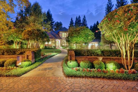 1919 Cenacle Ln, Carmichael, CA 95608 photo 1