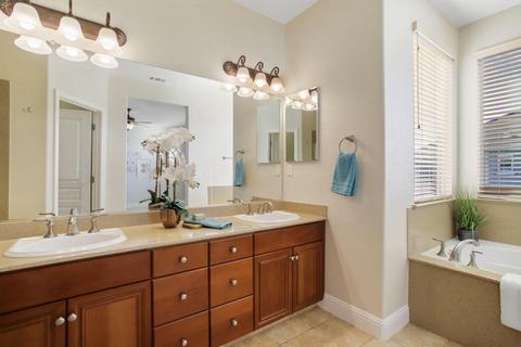 2056 Holt Dr, Lodi, CA 95242 photo 40