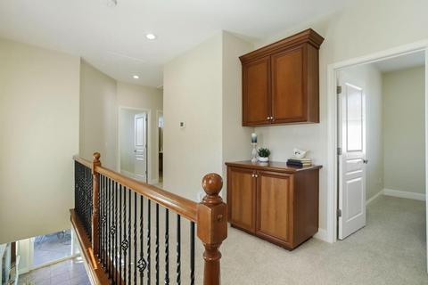 2056 Holt Dr, Lodi, CA 95242 photo 25