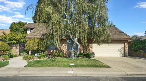 536 Hampton Dr, Lodi, CA 95242 photo 2