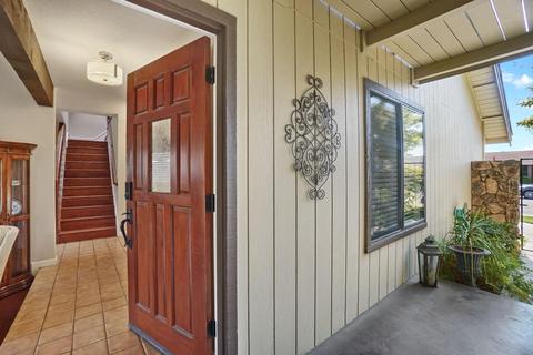 536 Hampton Dr, Lodi, CA 95242 photo 4