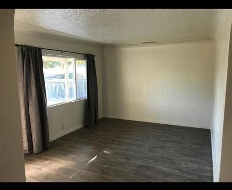 211 N Veach Ave, Manteca, CA 95337 photo 5