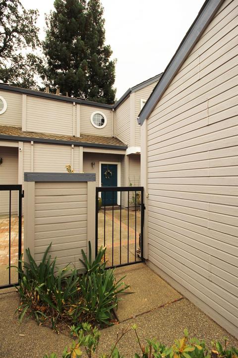 4002 Alex Ln, Carmichael, CA 95608 photo 2